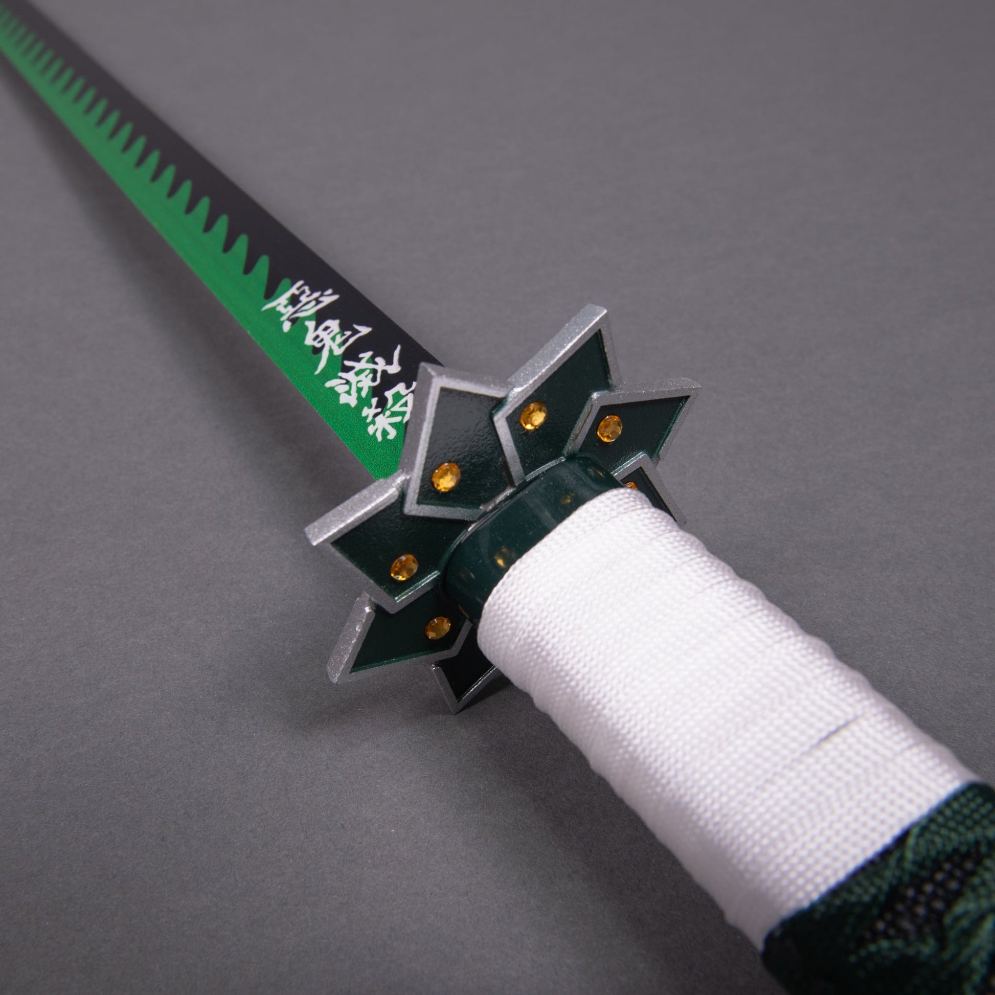 Demon Slayer Sword - Sanemi Shinazugawa Green Nichirin