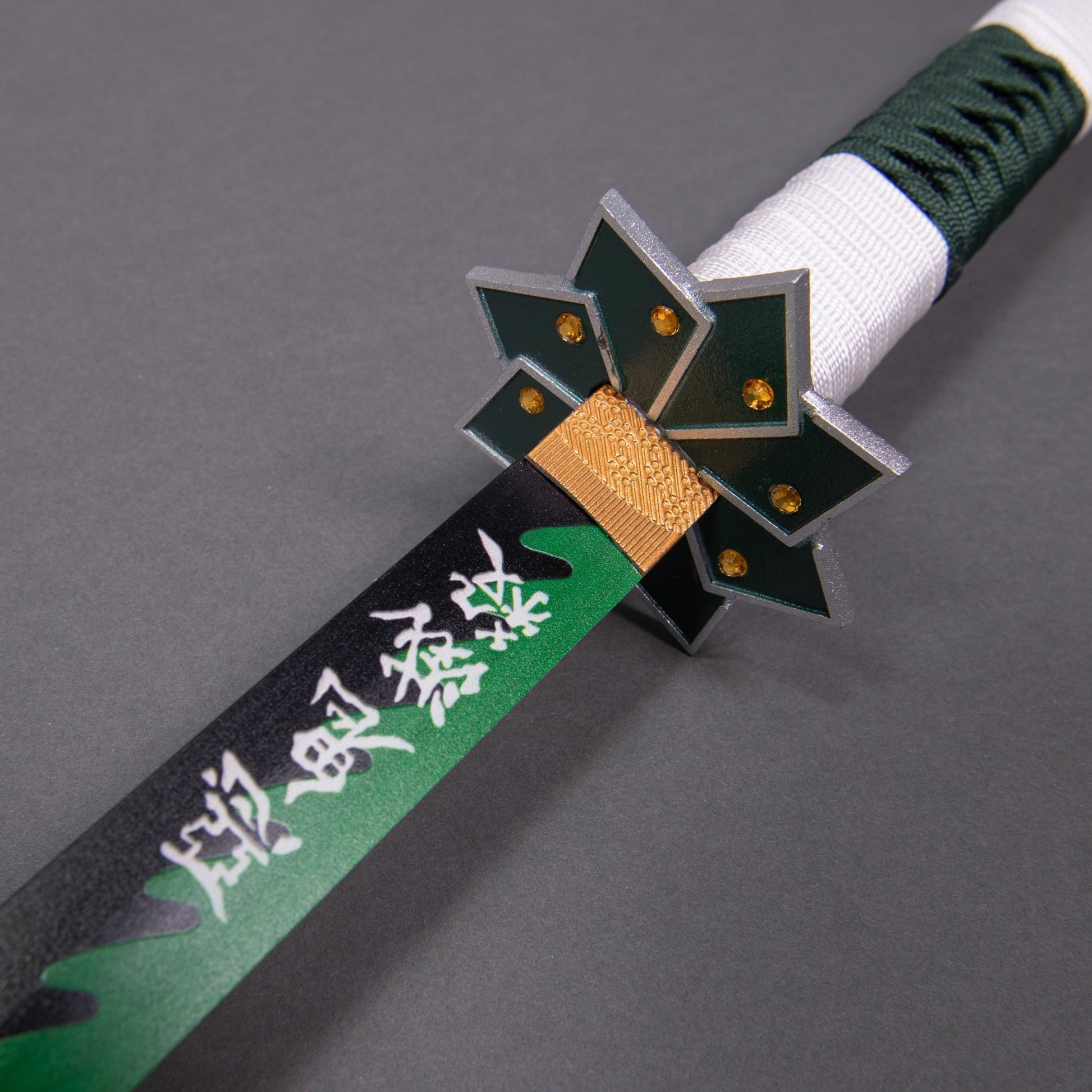 Demon Slayer Sword - Sanemi Shinazugawa Green Nichirin