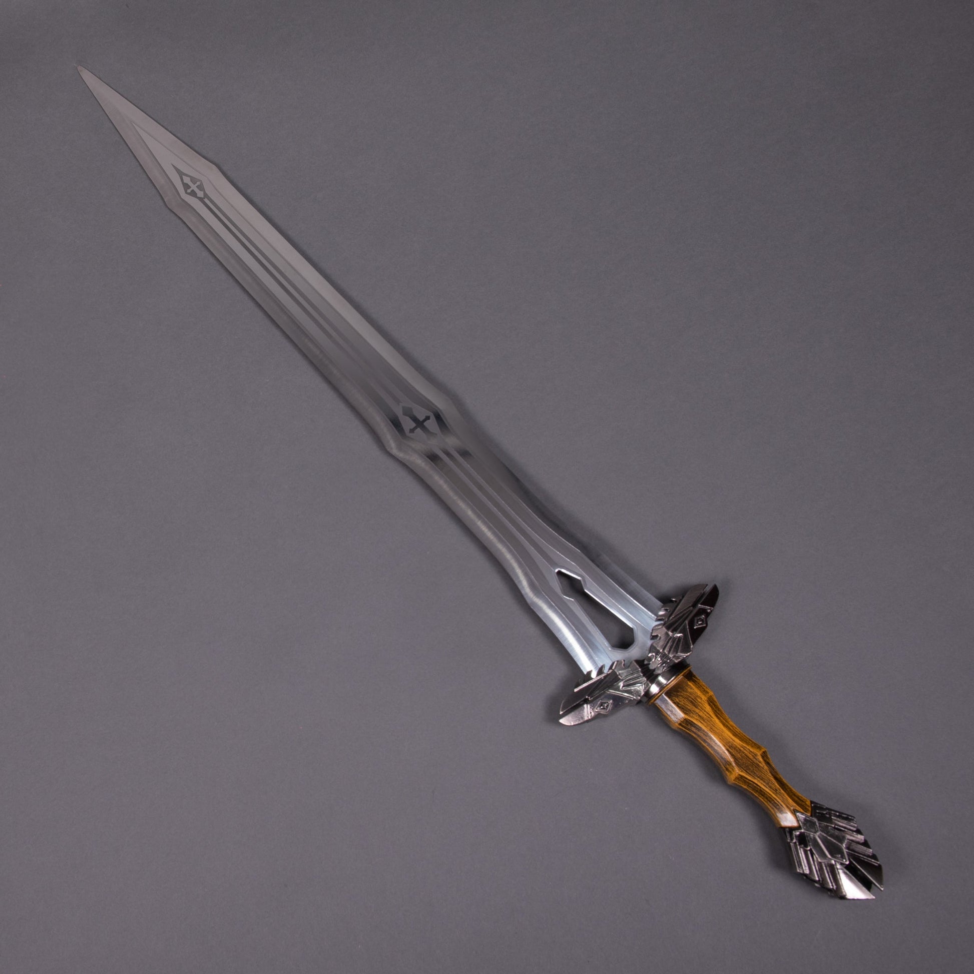 Oak Regal (Rings) Sword