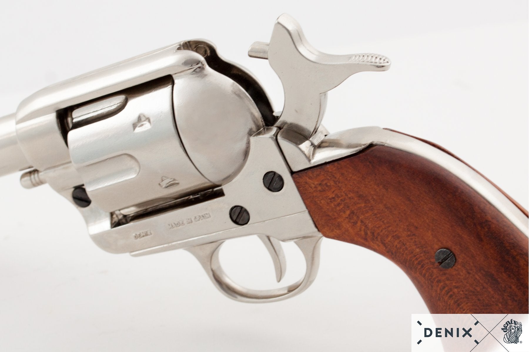 G1106NQ AW824