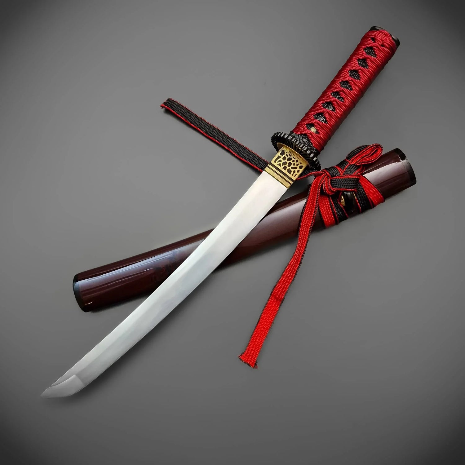 Tanto Blade - A Blue Tanto Blade in different shots on a dark blue background