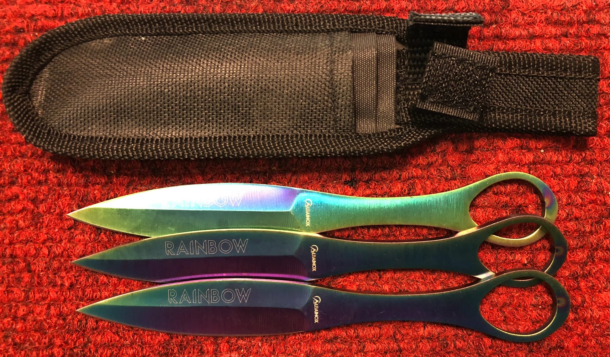 Alien Rainbow Throwers