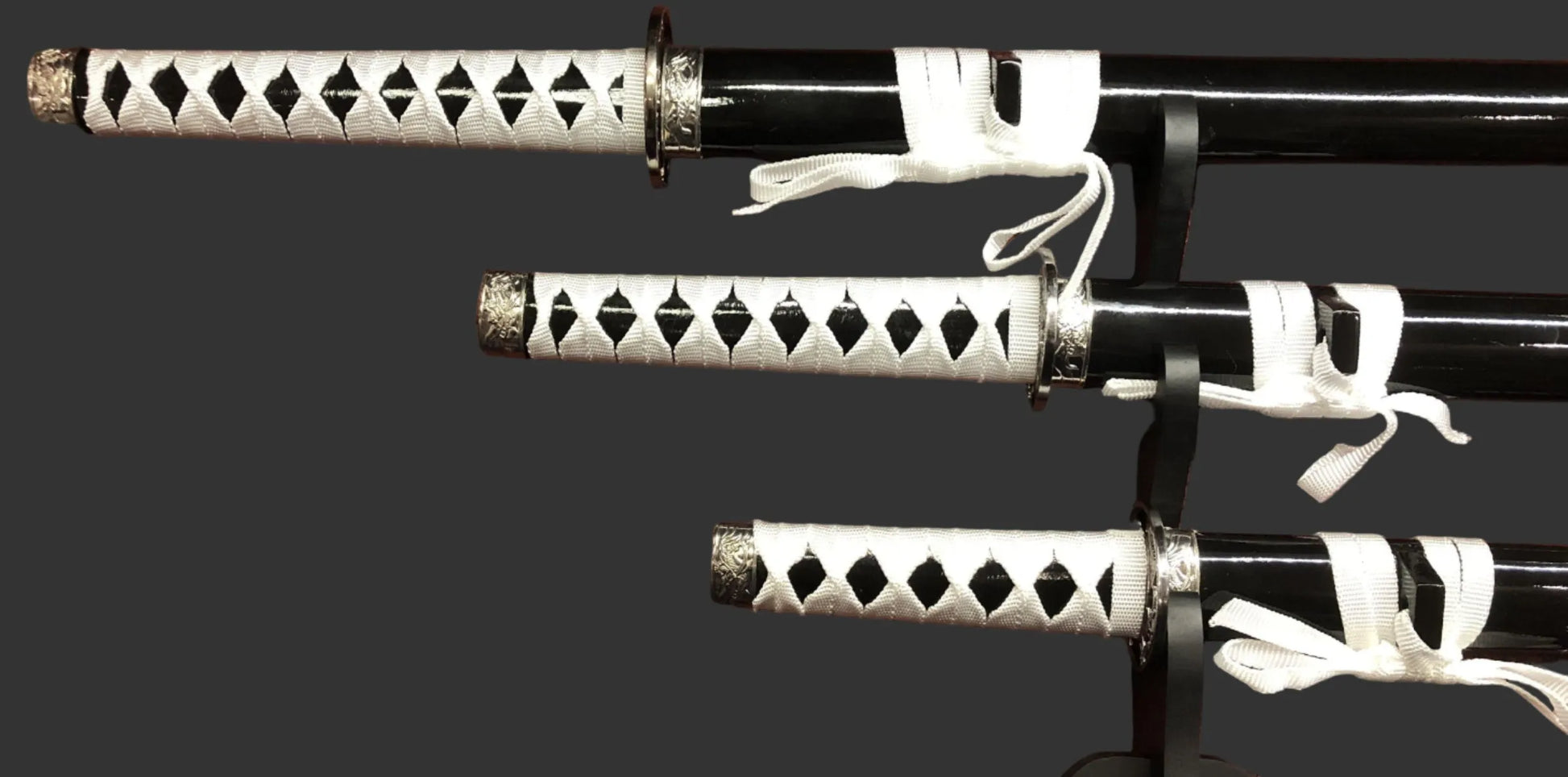 Black & White Dragon Samurai Sword Set