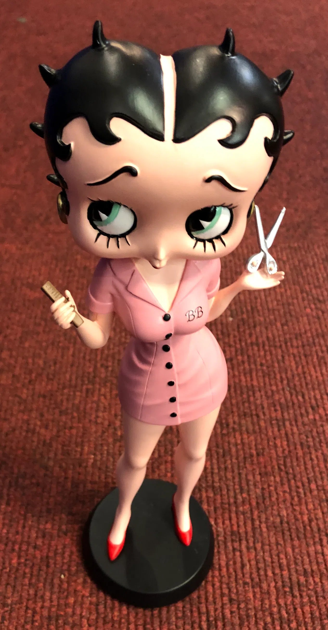 Betty Boop Figurine | Betty Hairdresser