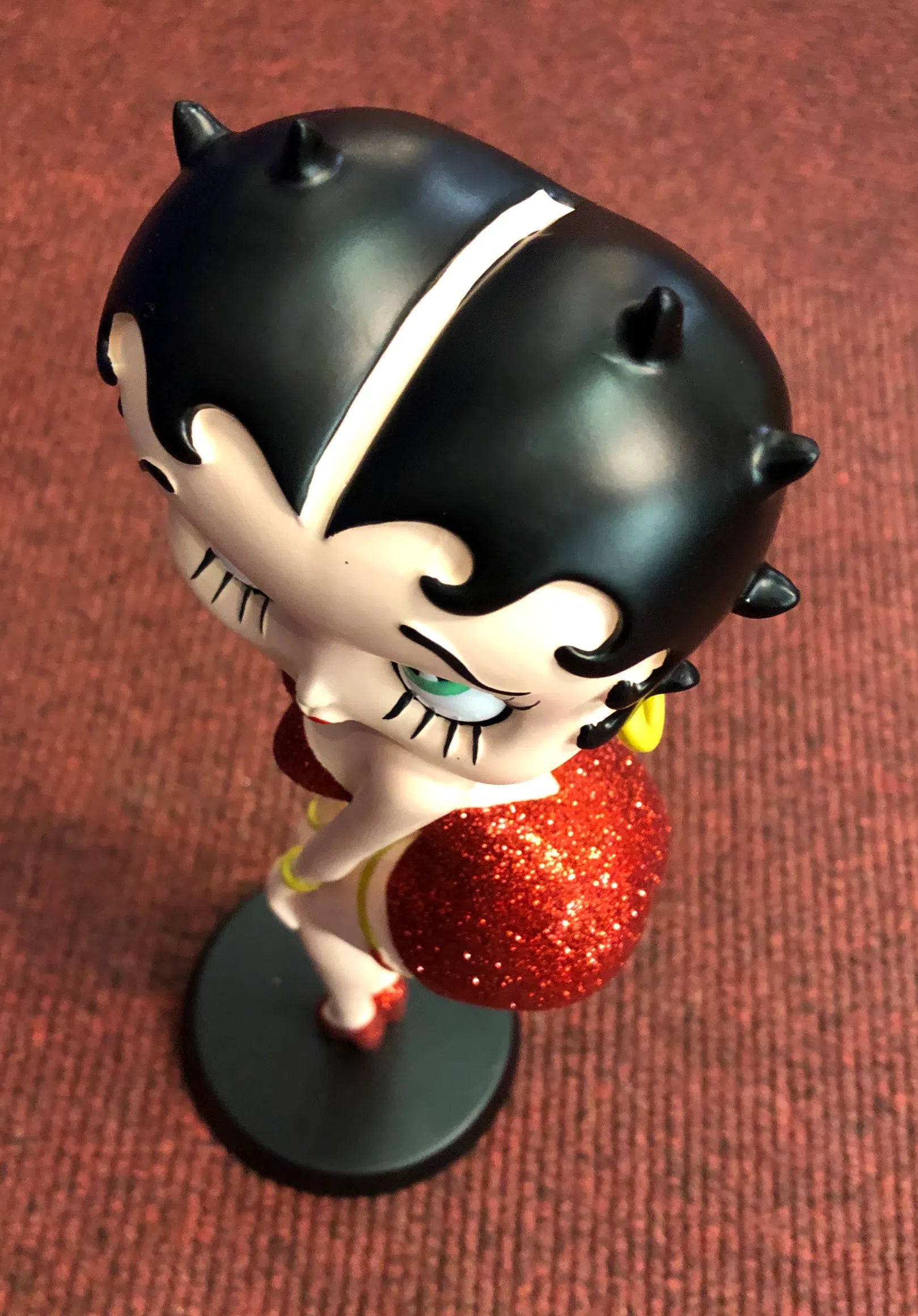 Betty Boop Figurine | Red Glitter Classic Pose