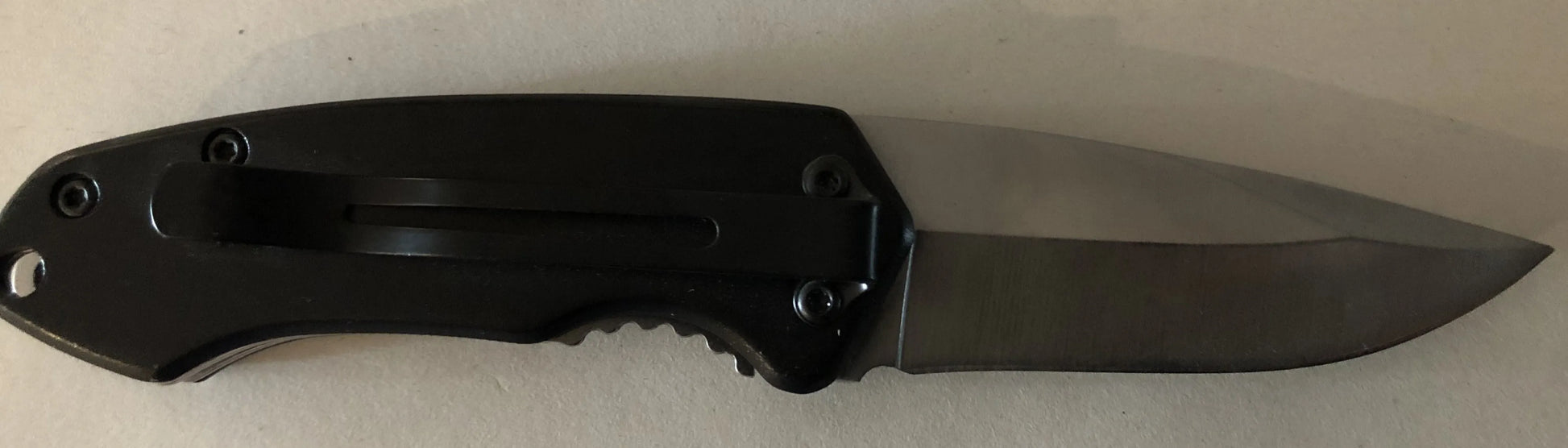 Black Sails Gold Skull Lock Knife