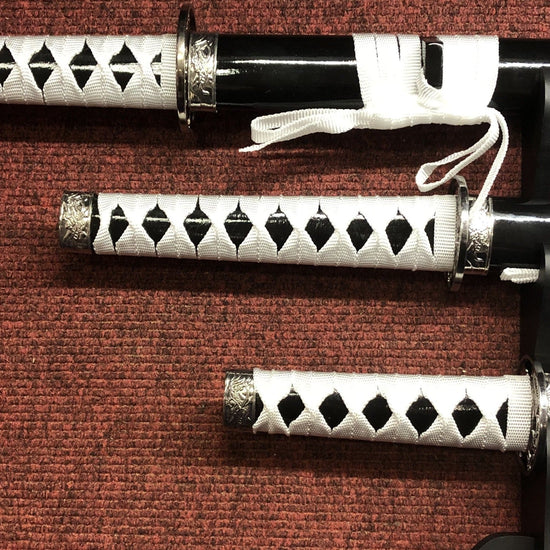 Black & White Dragon Samurai Sword Set