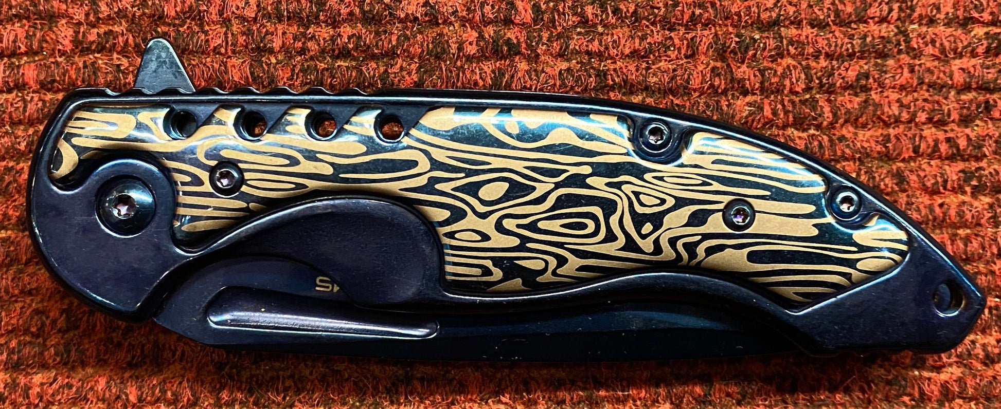 Blue Titan Lock Knife