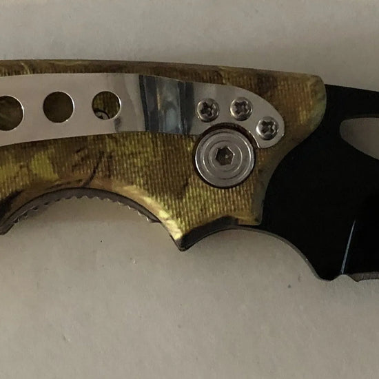 Camo Tree Effect Lock Knife
