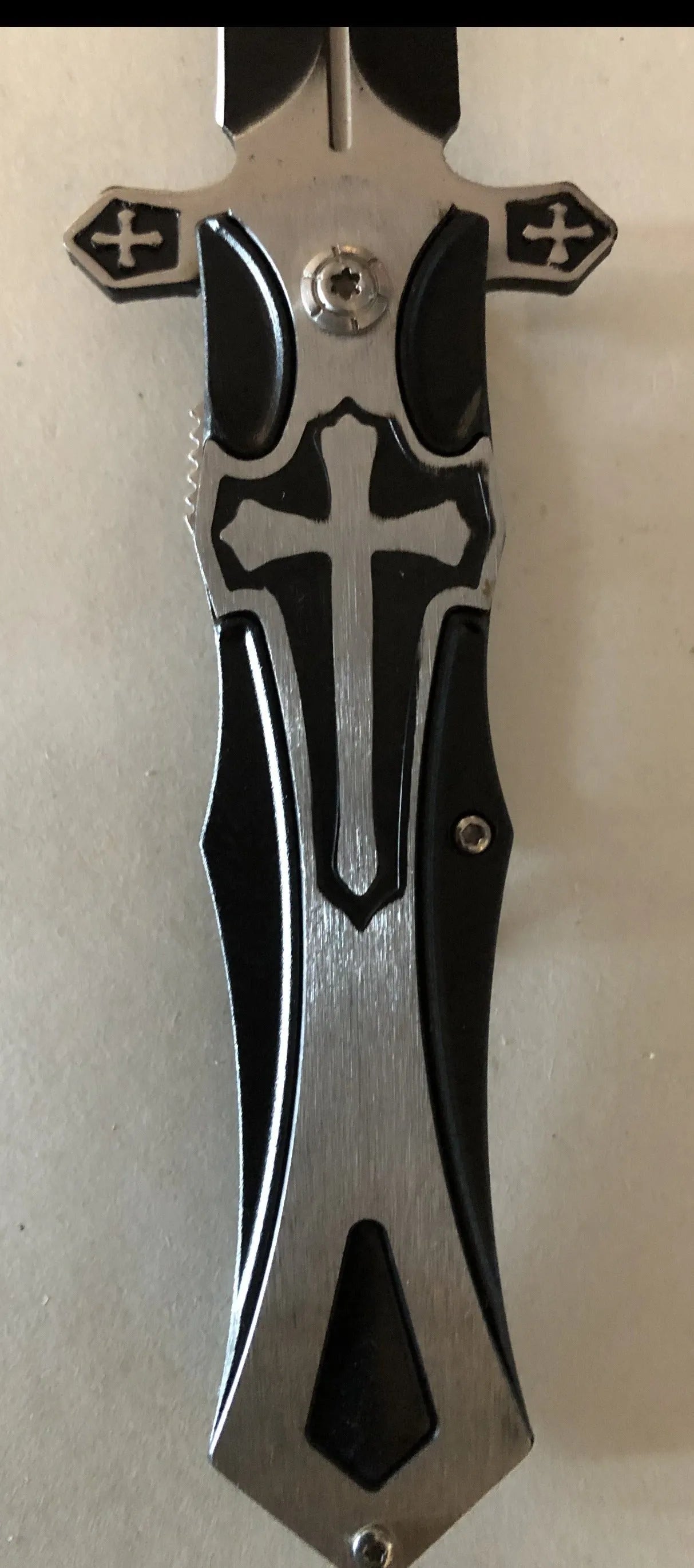 Crucifix Symbol Lock Knife