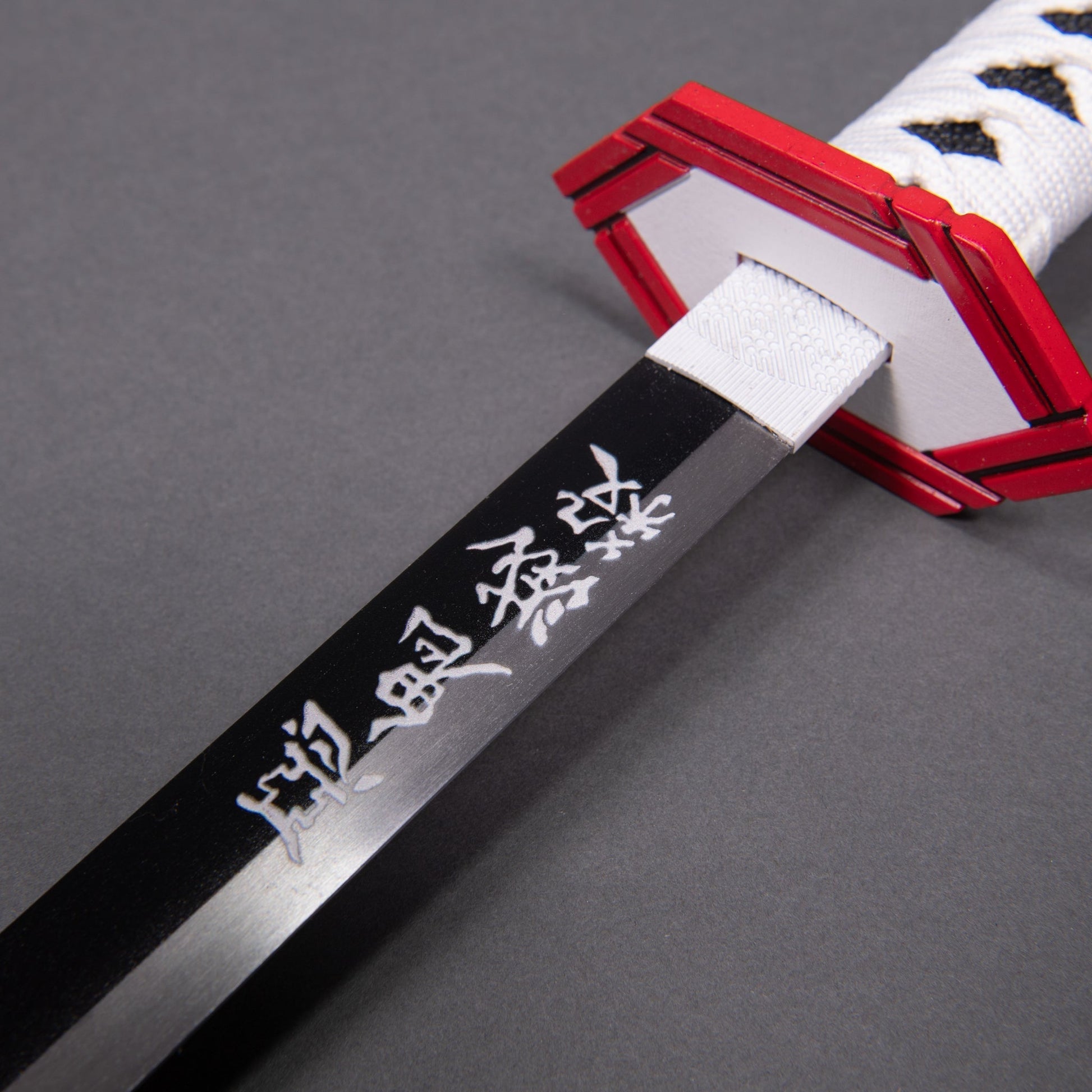 Demon Slayer Sword - Giyu Tomioka