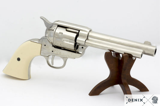 Cal.45 Peacemaker Nickel revolver 5½", USA 1873