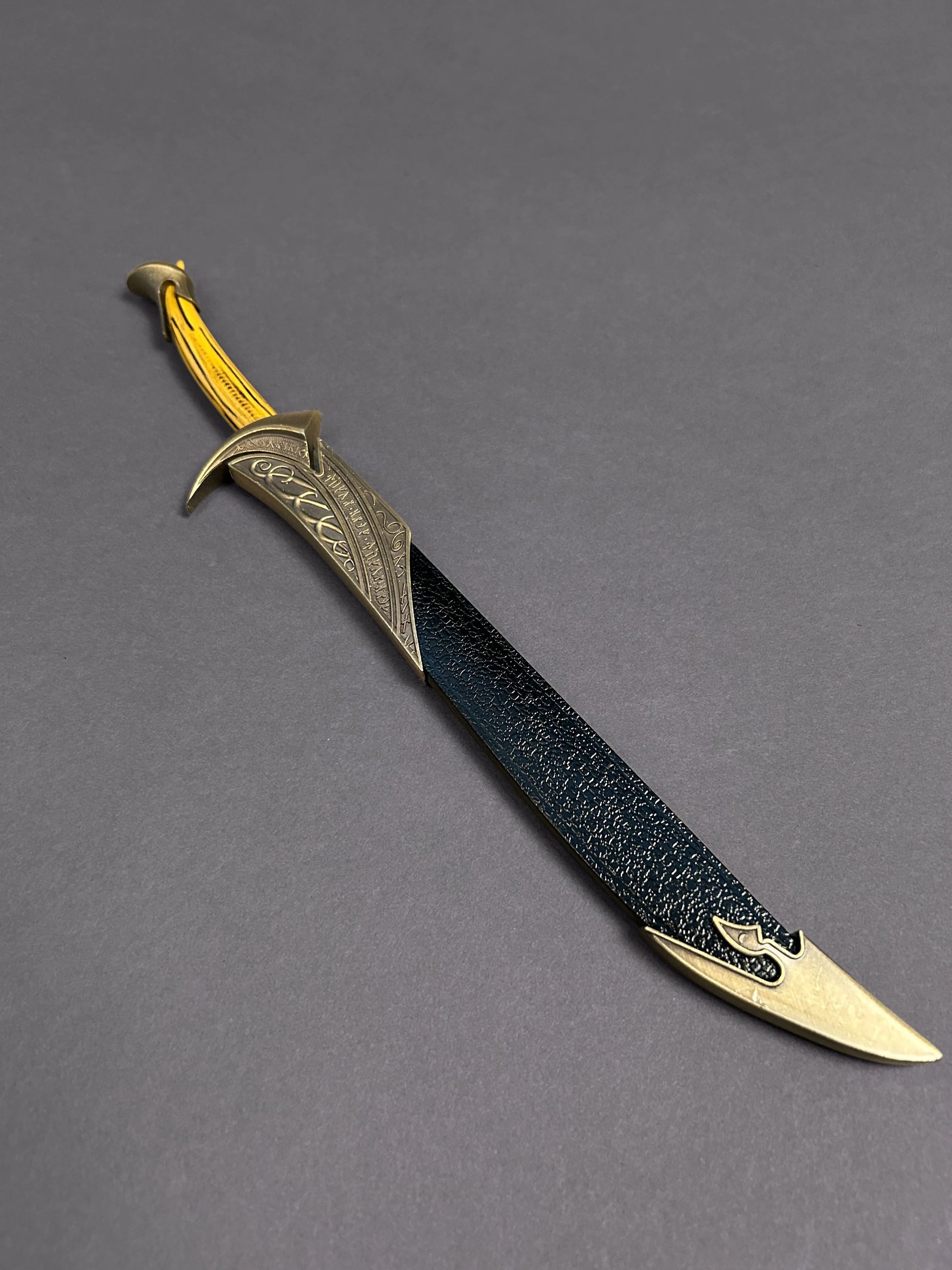 Mini "Dwarf (Rings) Kings" Sword