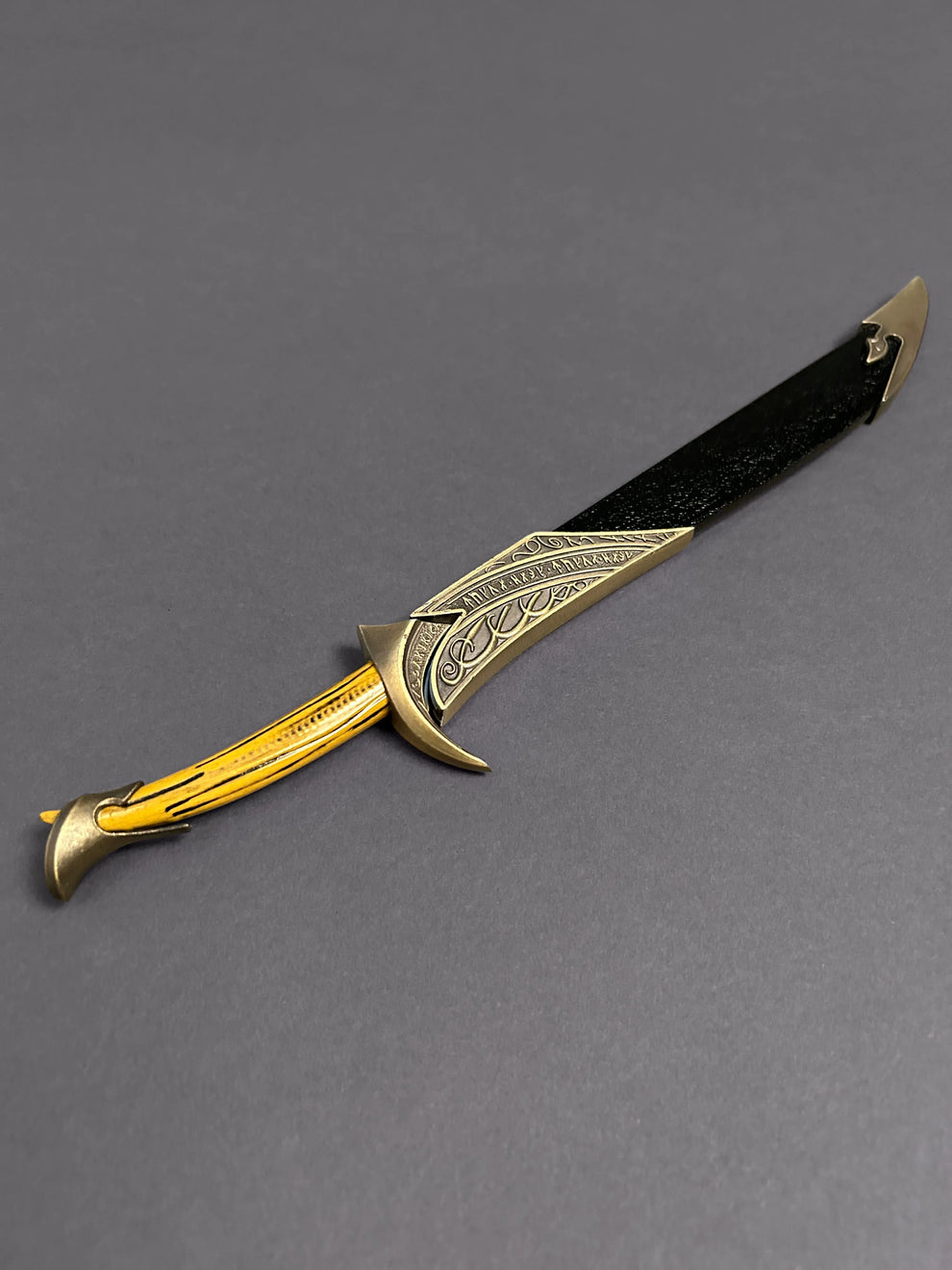 Mini "Dwarf (Rings) Kings" Sword
