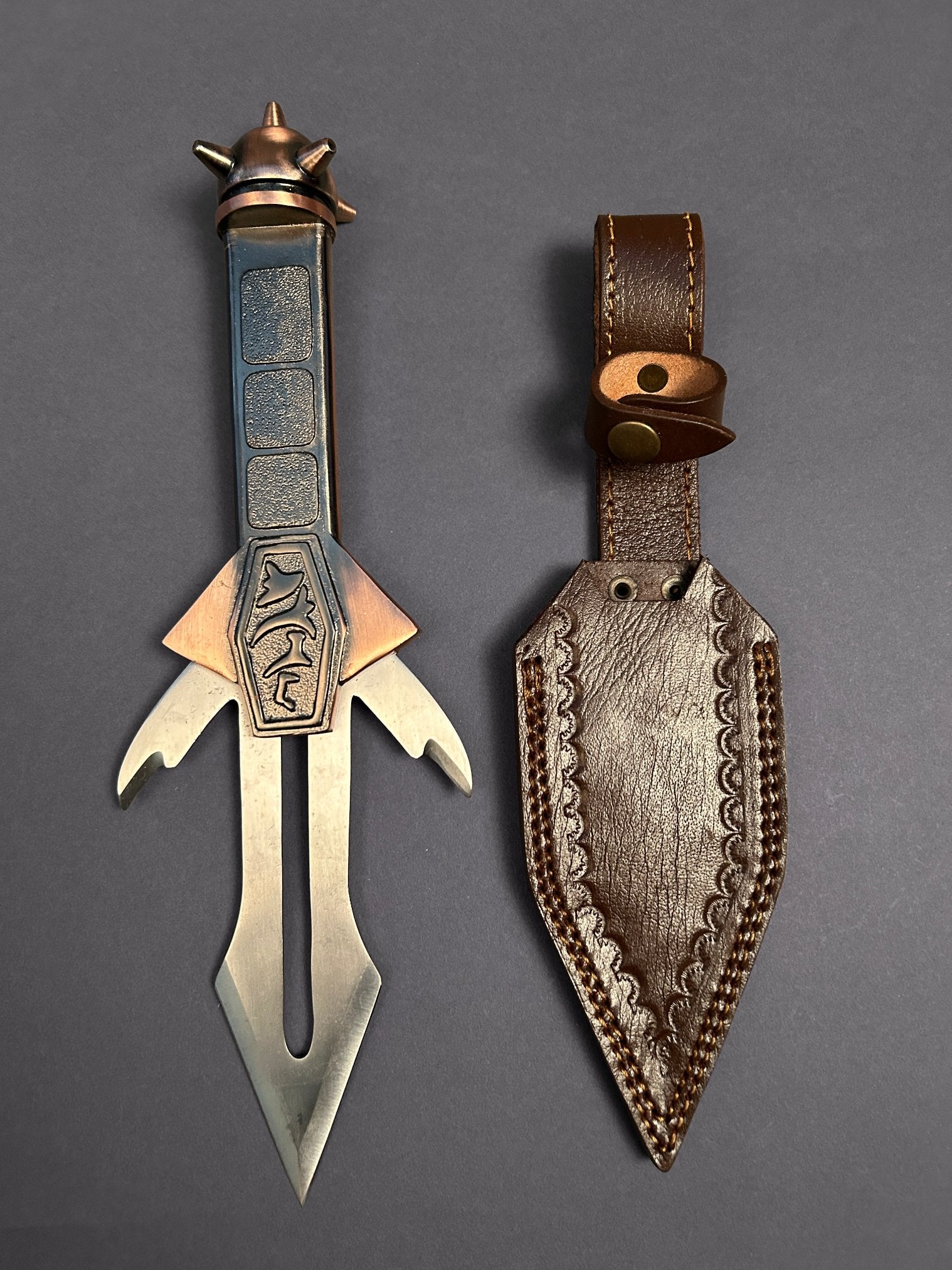 Tagh'er (Star) Dagger