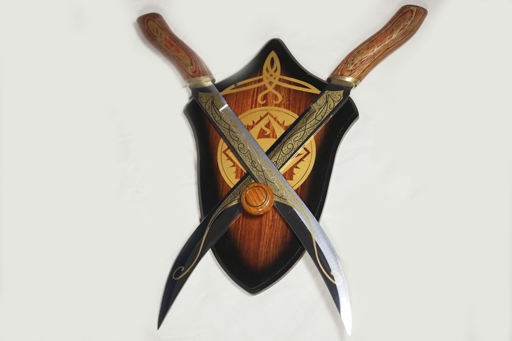 Knights of the (Rings) Elf Daggers