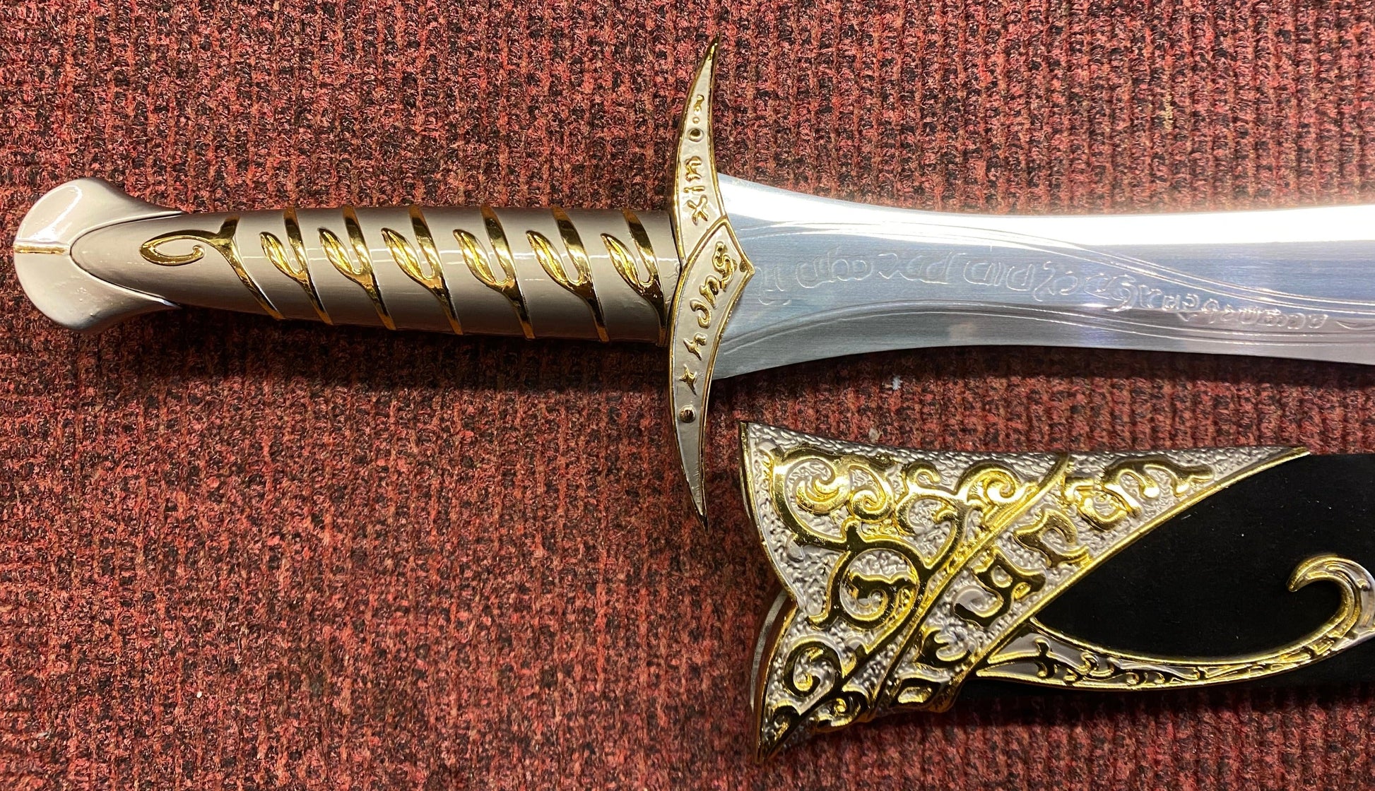 Little Adventurer Black (Rings) Sword