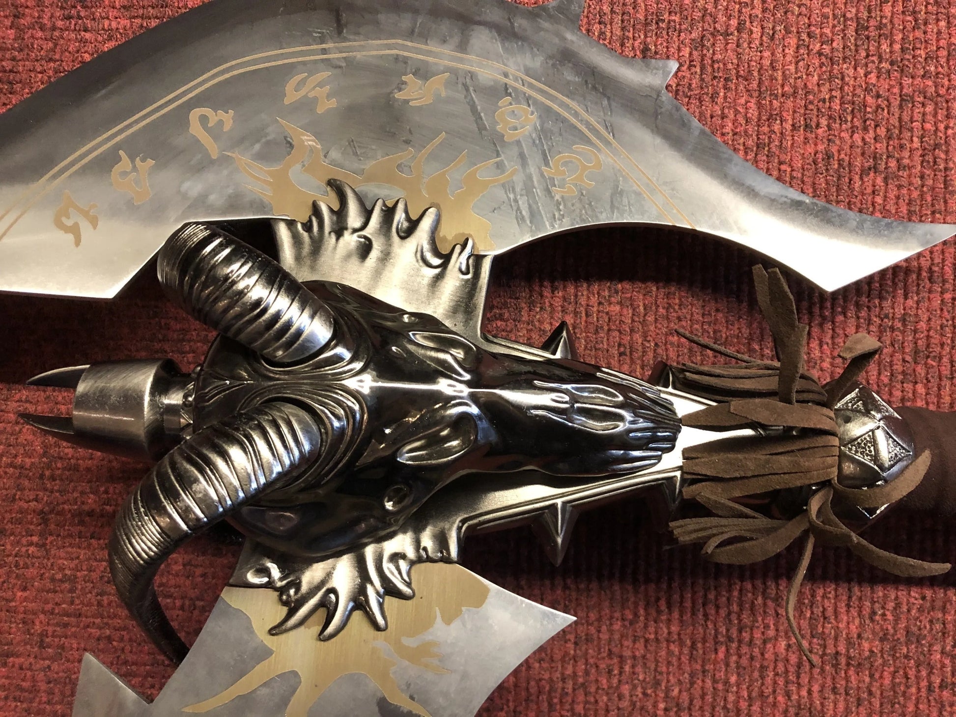 Shadow-Mourne (World) Axe