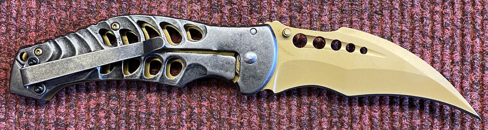 Skull (Gold) Lock Knife