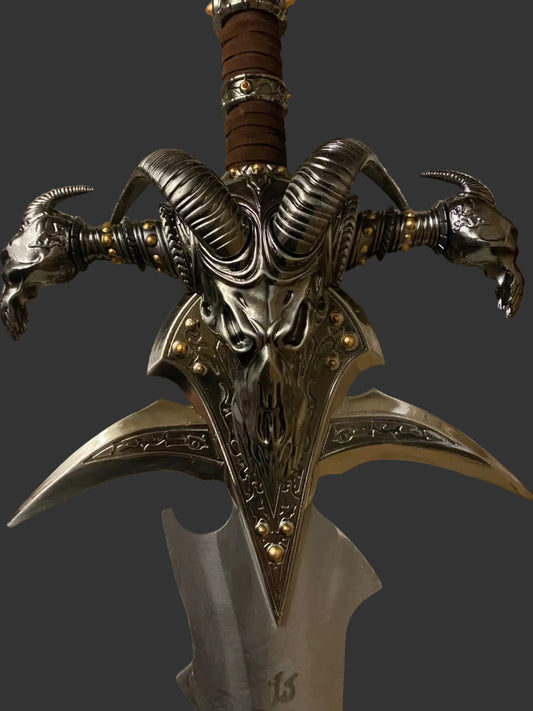 Lich King Arthas Menethil (V2) Frostmourne Sword
