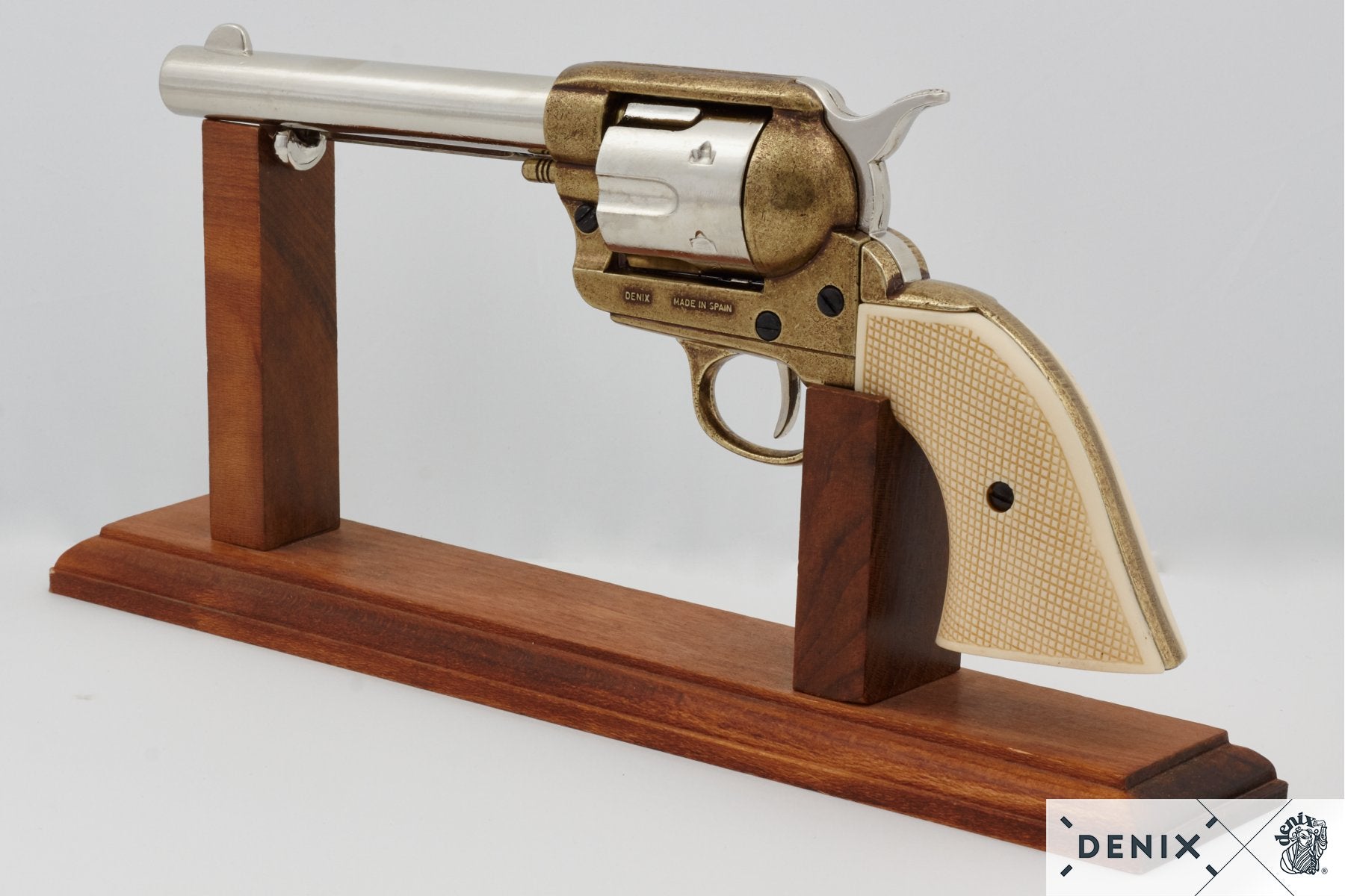 Colt (Nickel & Brass) Peacemaker