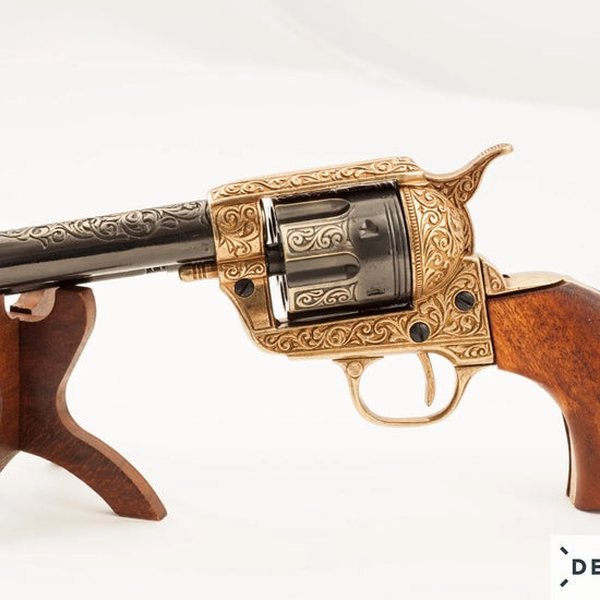 Colt Peacemaker (Engraved) 1869