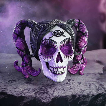 Drop Dead Gorgeous | Myths and Magic | Skull