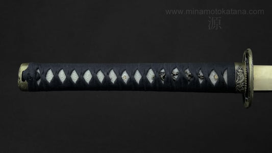 Righteous Dragon | Minamoto | 1095 Clay Tempered | Tanto