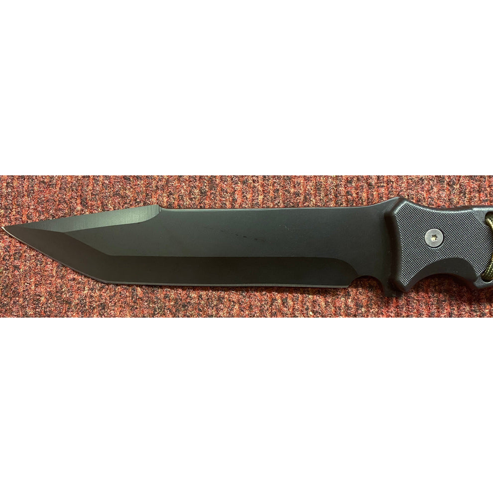Camo Paracord Knife